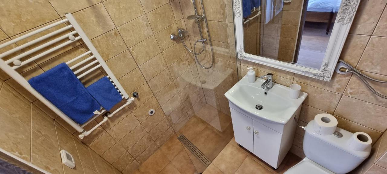 Veronica Studio Piatra Neamţ Eksteriør bilde